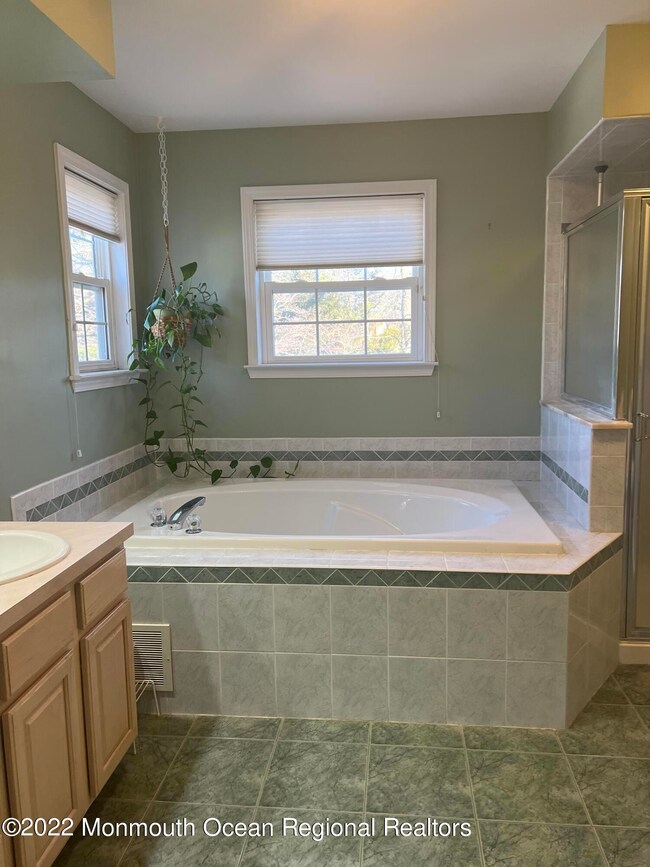 9 Chris Place, Oakhurst, NJ 07755 - photo 5