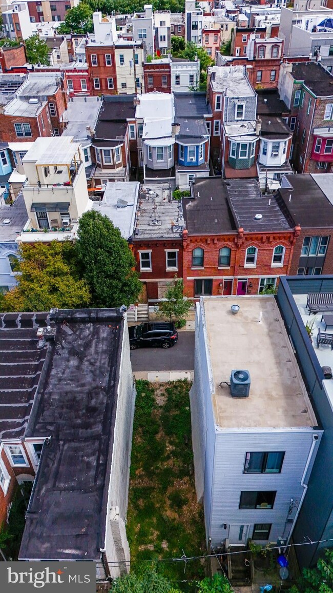 1240 N Hollywood St, Philadelphia, PA 19121 - photo 7