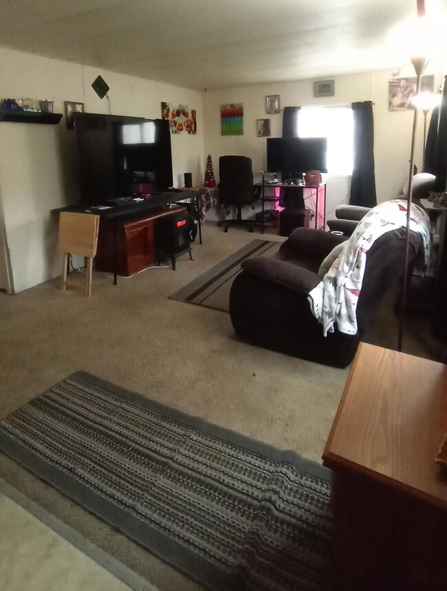 407 W Park St, Grants Pass, OR 97527 - photo 3