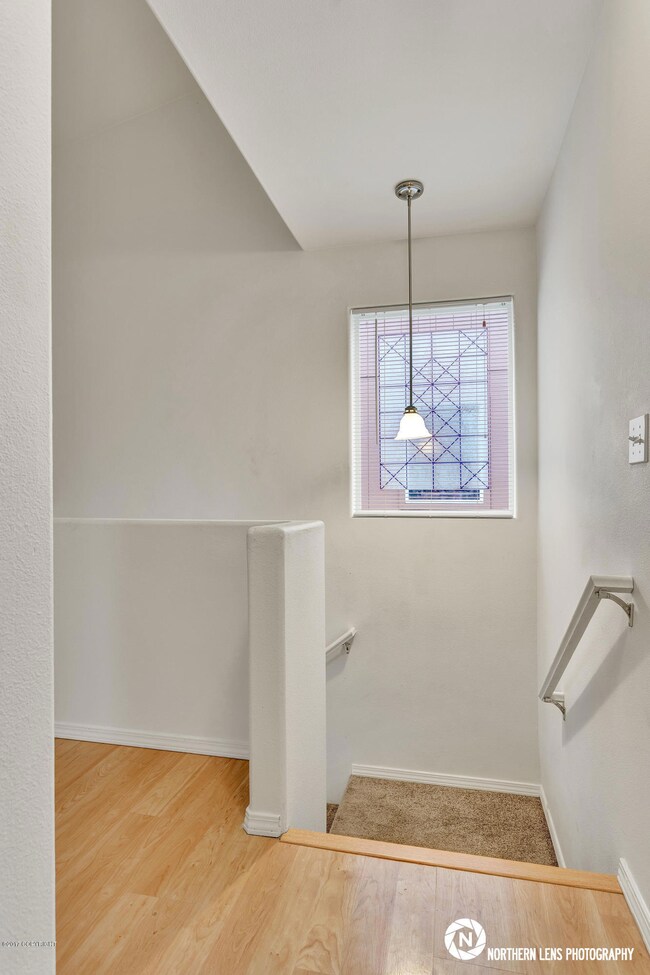 6_StairwayLanding