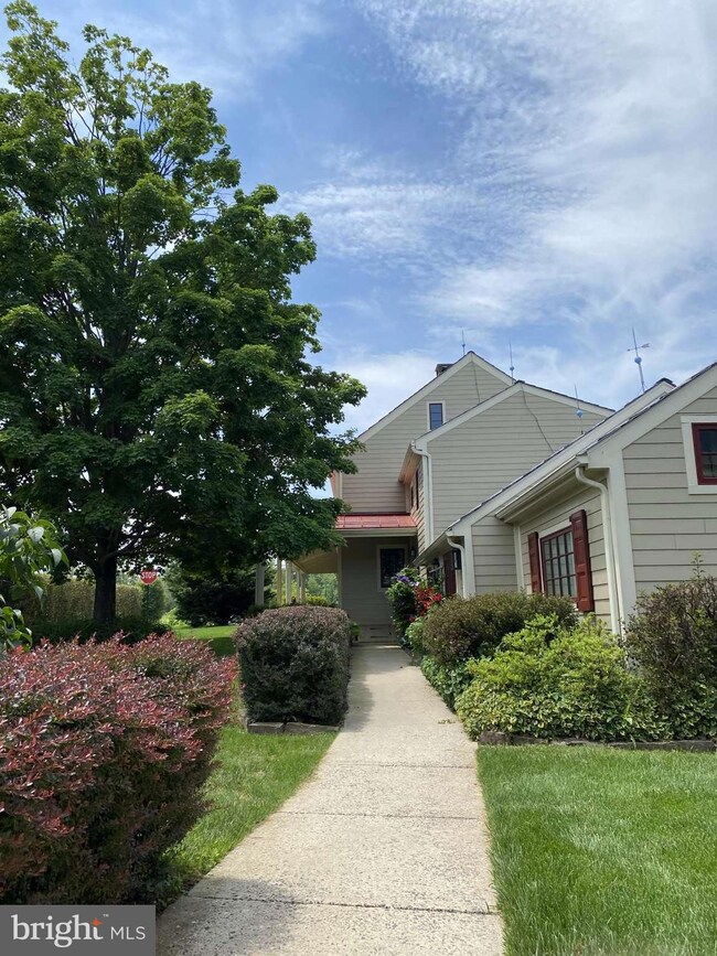 10 W Creamery Rd, Perkasie, PA 18944 - photo 3