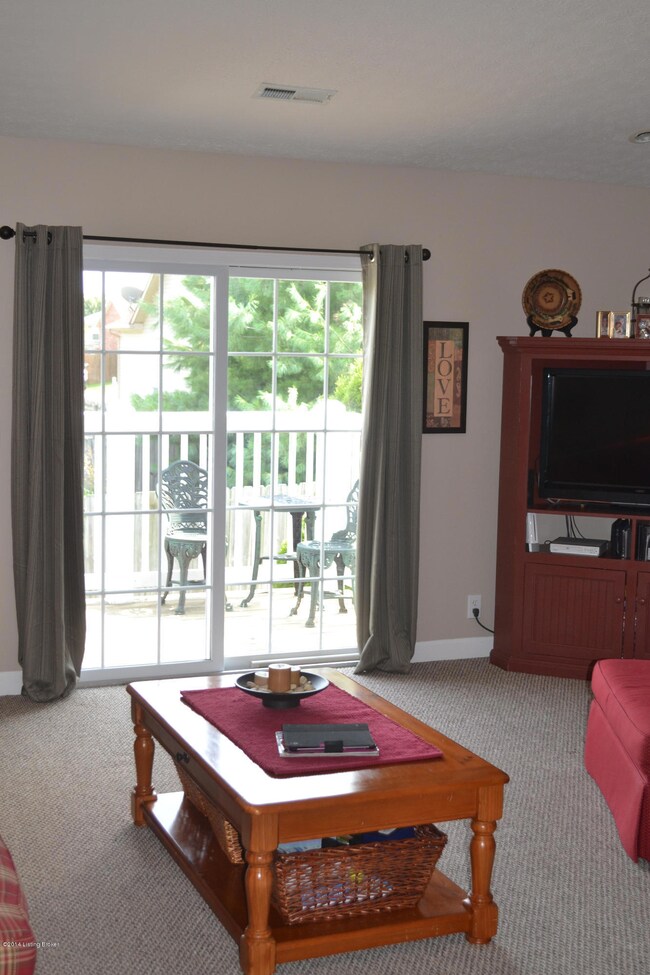 177 Central Blvd unit 7, Mount Washington, KY 40047 - photo 4