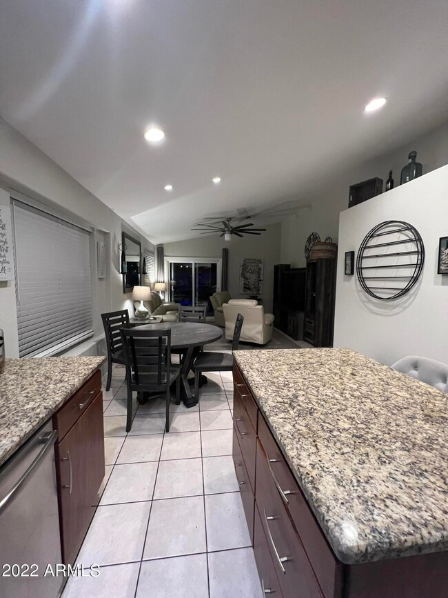 7425 E Navarro Ave unit 4, Mesa, AZ 85209 - photo 7