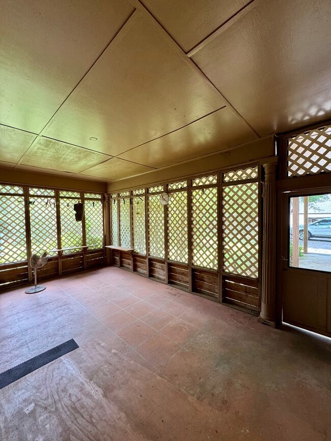 1015 Deerpath Rd, Dothan, AL 36303 - photo 4