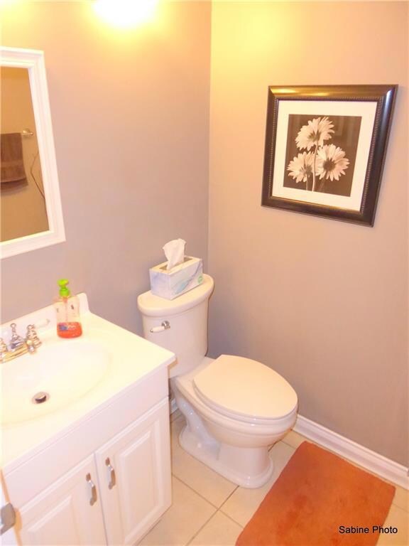 Updated half bath
