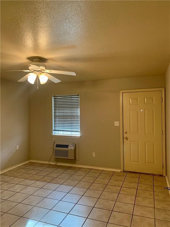 944 N Storer Ave unit 7, Fayetteville, AR 72701 - photo 3