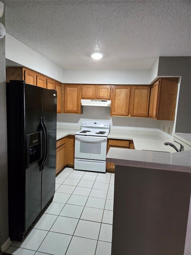 2300 Old Spanish Trail unit 1127, Houston, TX 77054 - photo 3