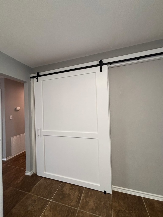 2255 N Veterans Blvd unit 13, Eagle Pass, TX 78852 - photo 7