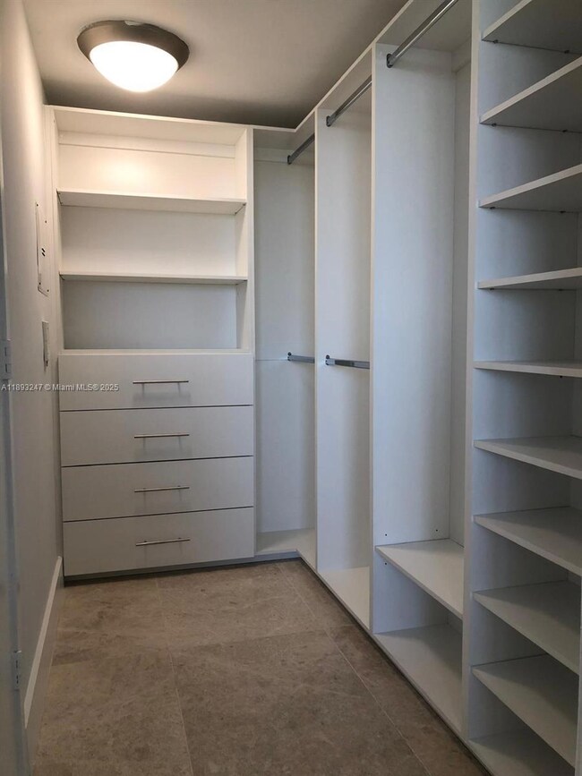 50 Biscayne Blvd unit 702, Miami, FL 33132 - photo 7