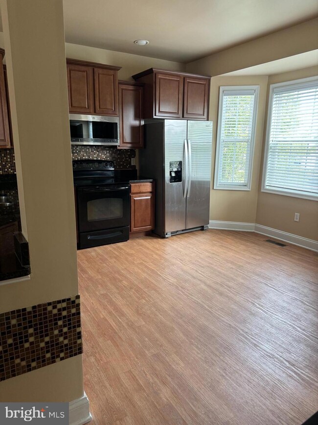 225 Whitley Dr unit 85, Chambersburg, PA 17201 - photo 3