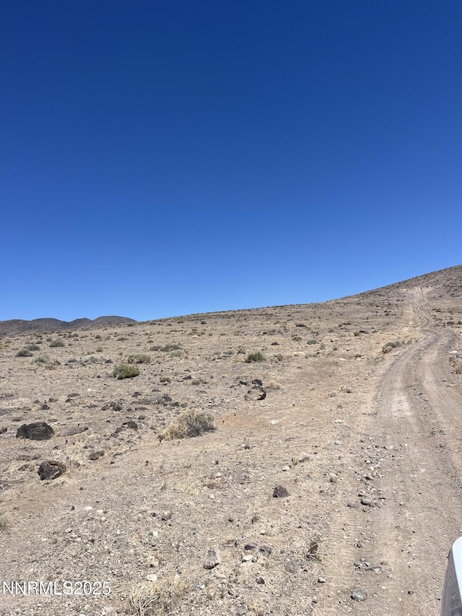 8800 Wildflower Rd, Stagecoach, NV 89429 - photo 2