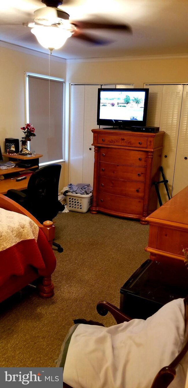 1948 Mayflower Dr, Woodbridge, VA 22192 - photo 7