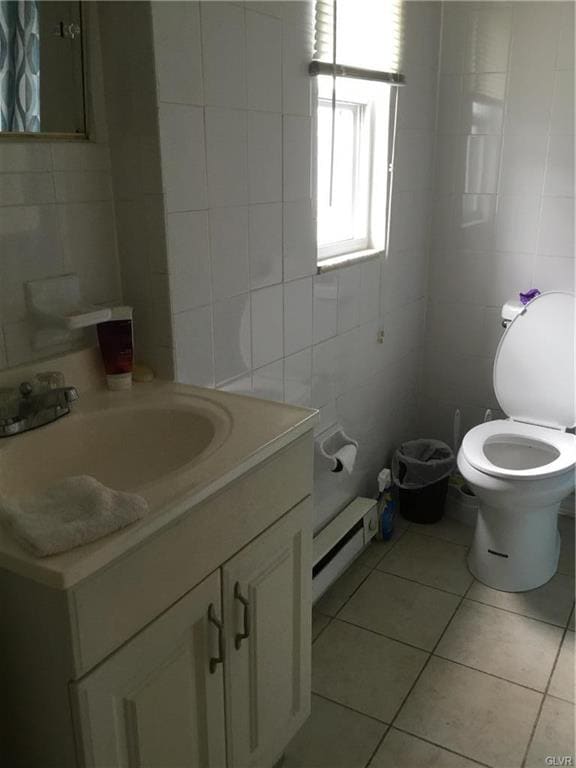1st Floor Bath