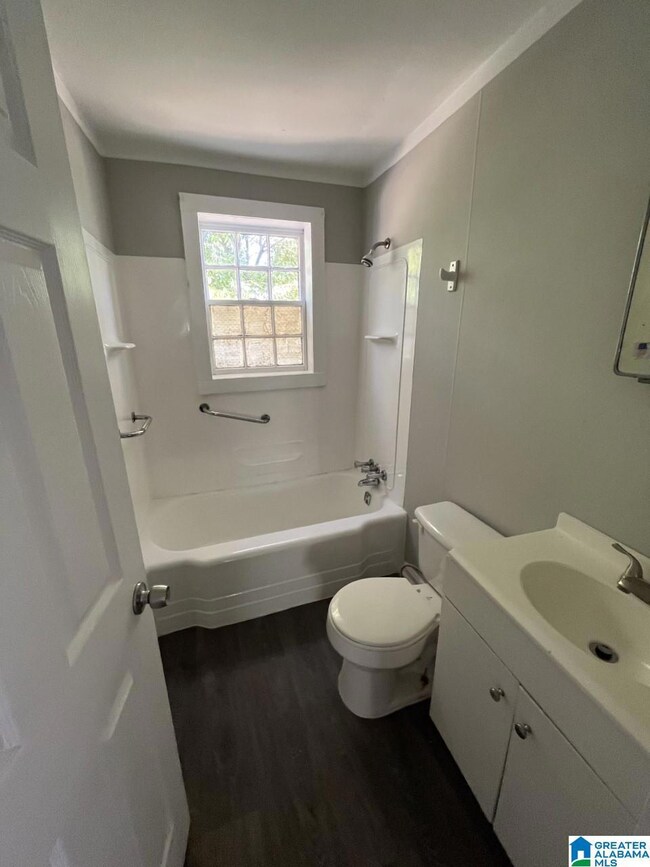 132 24th Ave NW, Center Point, AL 35215 - photo 4