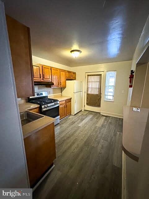 423 Rosecroft Terrace, Baltimore, MD 21229 - photo 2