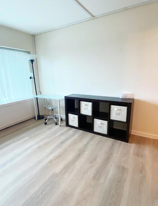13L Living2