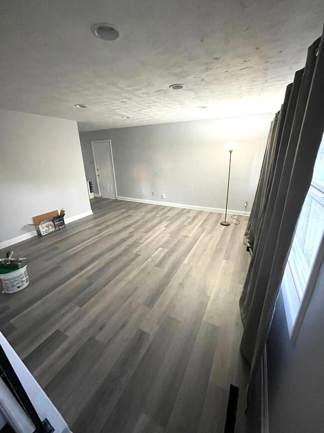 4826 Folger Dr, Columbus, OH 43227 - photo 5