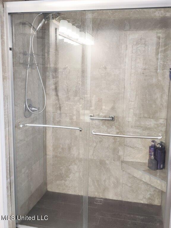 04-Master Shower