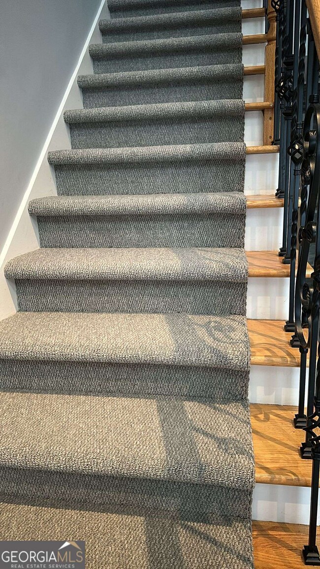 Parks Tower unit 409, Atlanta, GA 30328 - photo 2