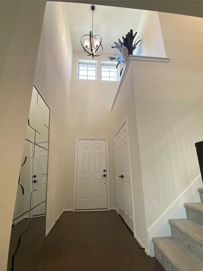 4007 Starbright St, Houston, TX 77018 - photo 4