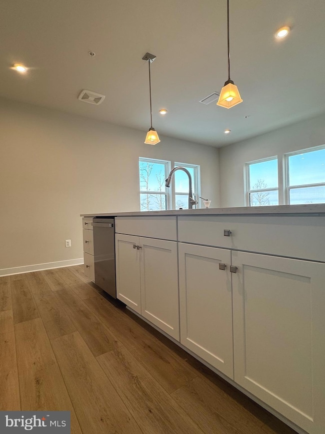 21460 Mount Sterling Terrace unit 100, Sterling, VA 20164 - photo 5