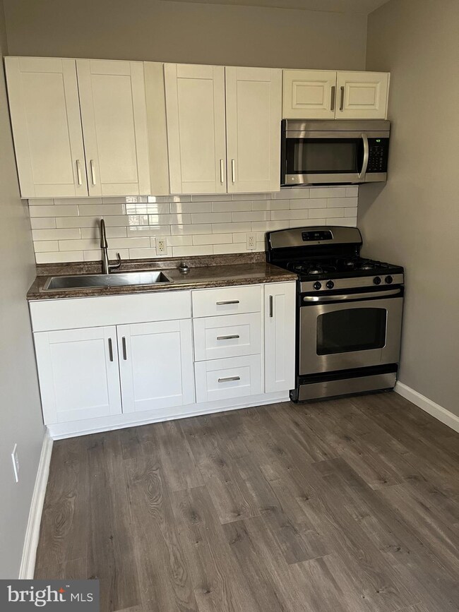 186 Gibbsboro Rd unit 1, Clementon, NJ 08021 - photo 2