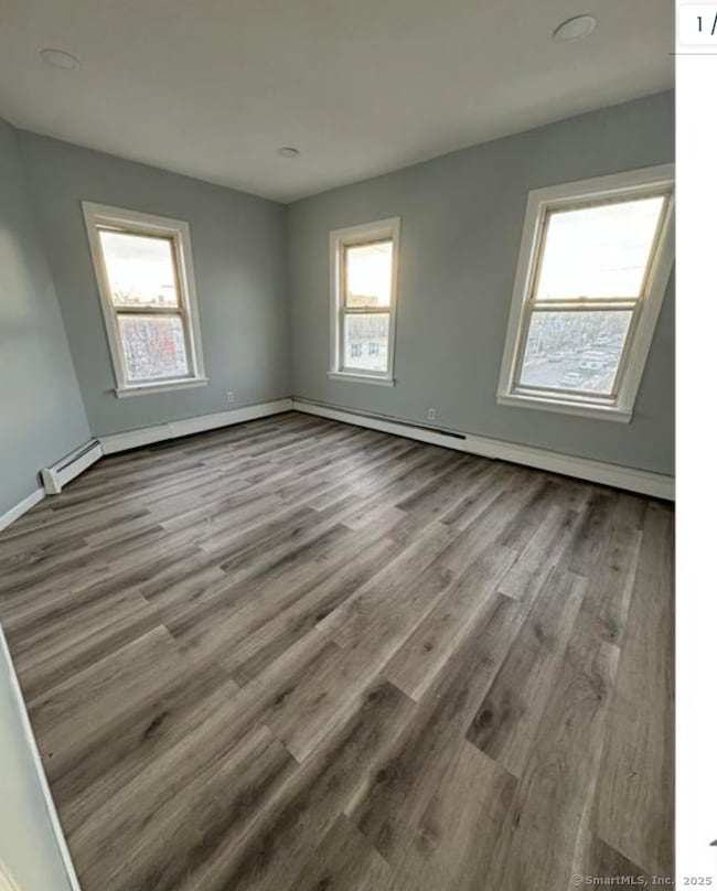 1220 Pembroke St unit 3R, Bridge Port, CT 06608 - photo 3