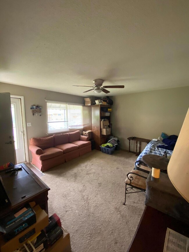 2507 Daily Rd, Columbus, OH 43232 - photo 3