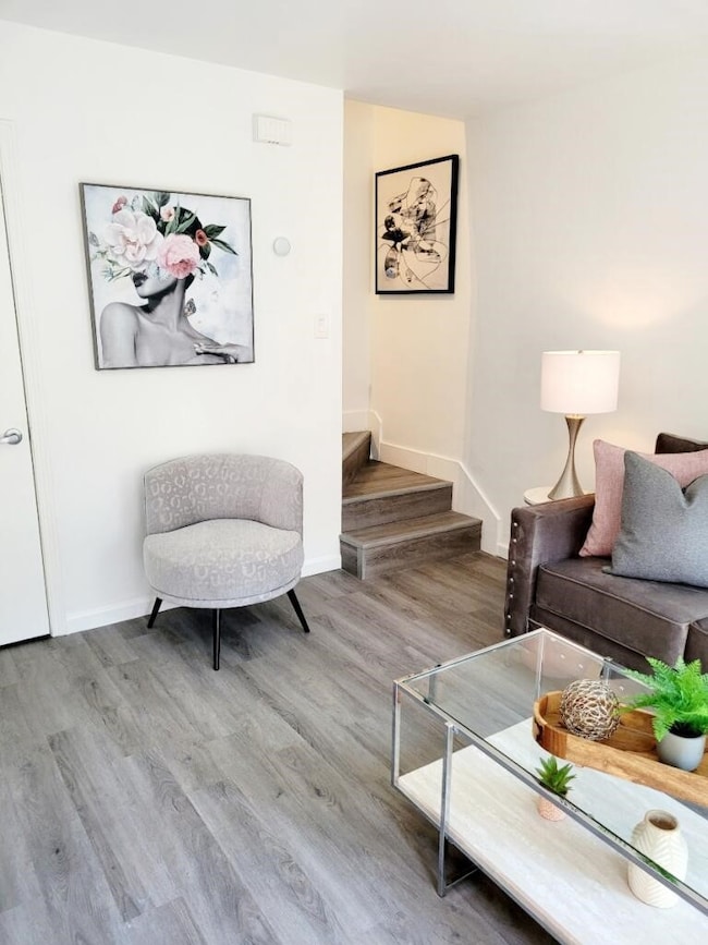 1531 Marshall St unit 5, Houston, TX 77006 - photo 4