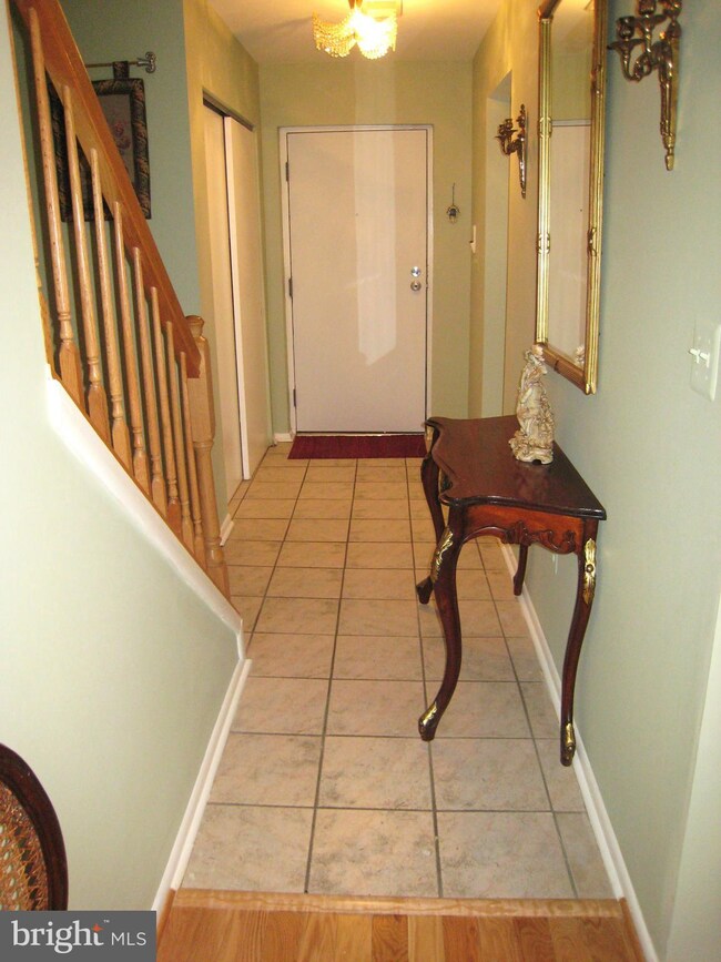 6901 Jones View Dr unit 3C, Baltimore, MD 21209 - photo 5