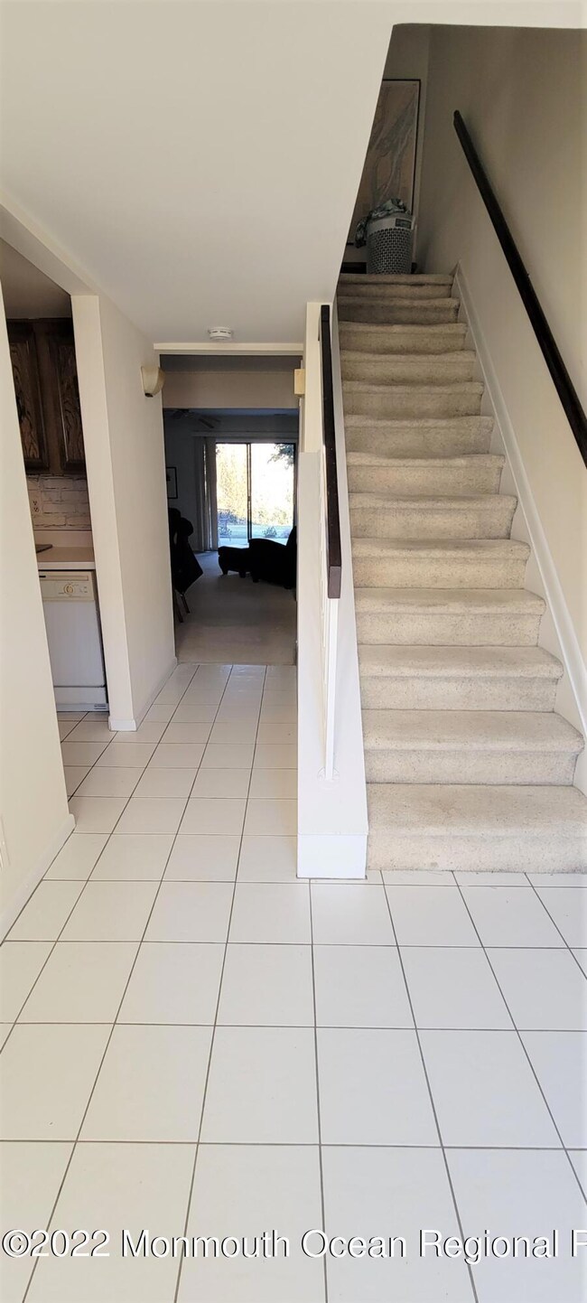 108 Walnut Dr, Spring Lake, NJ 07762 - photo 2