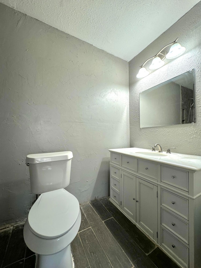 230 E Panhandle Ave, Slaton, TX 79364 - photo 6