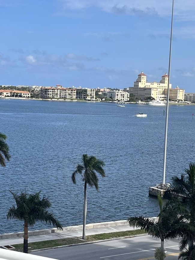 The Slade unit 716, West Palm Beach, FL 33401 - photo 4