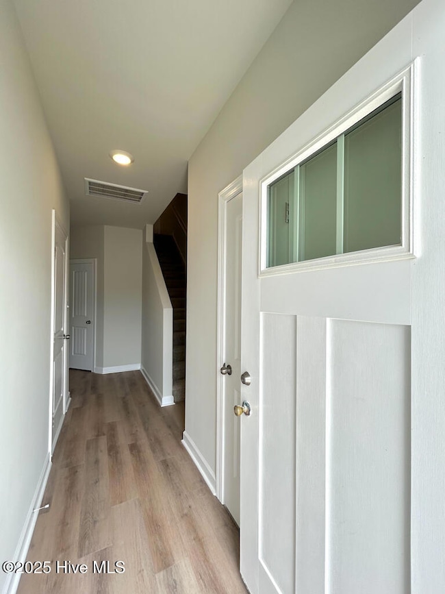 115 Crab Claw Spit Ln, Jacksonville, NC 28546 - photo 3