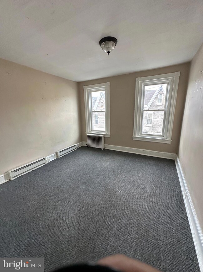 1326 Kenny St, Reading, PA 19602 - photo 7