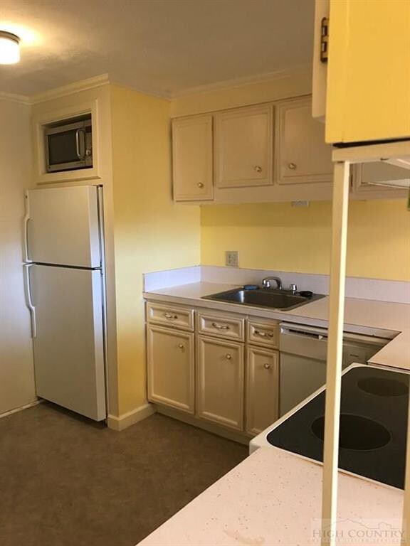 471 Adams Apple Dr unit Bld 1 Un 1, Banner Elk, NC 28604 - photo 6