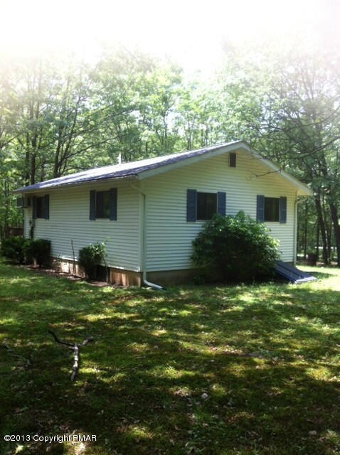 140 Brian Ln, Effort, PA 18330 - photo 4