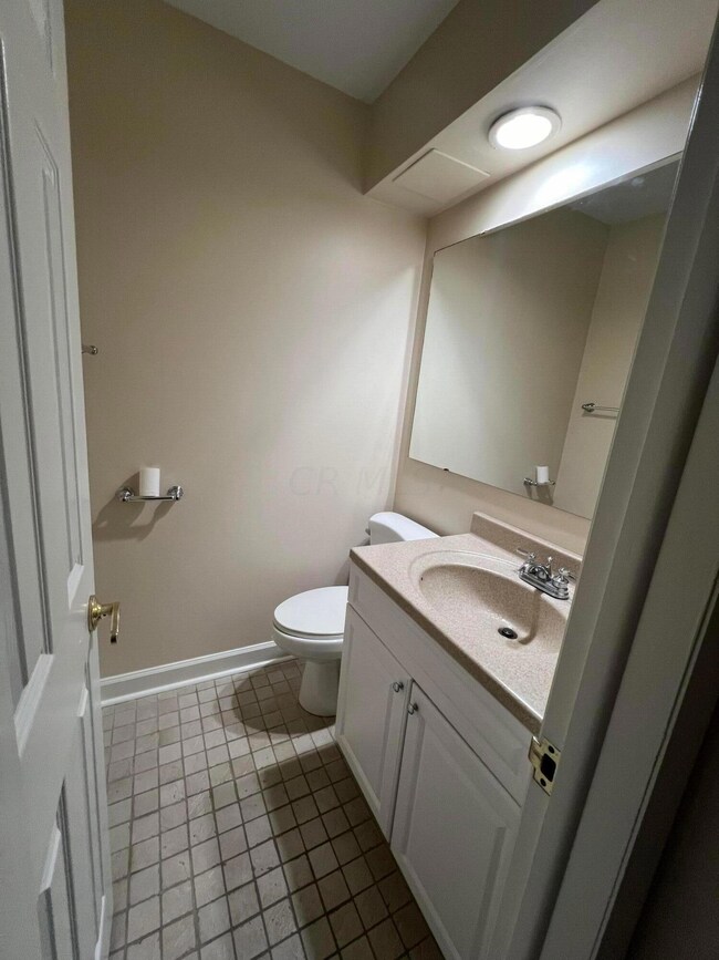 Main floor half-bath