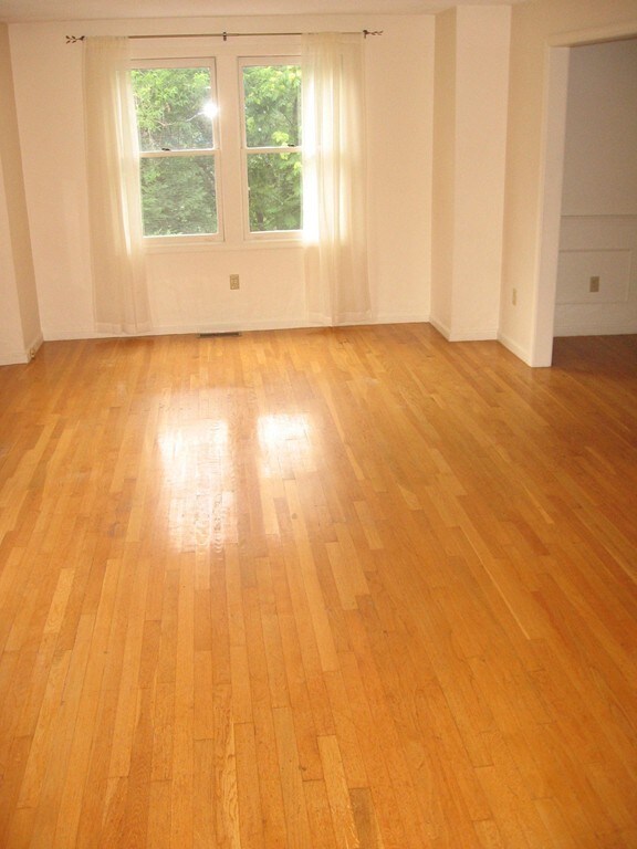 14 Kings Ct, Arlington, MA 02474 - photo 3