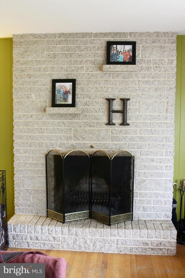 325 Wayburn St, Greencastle, PA 17225 - photo 7