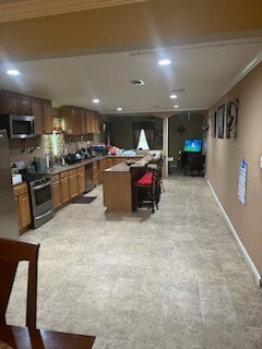 6812 Kittridge St, Houston, TX 77028 - photo 5