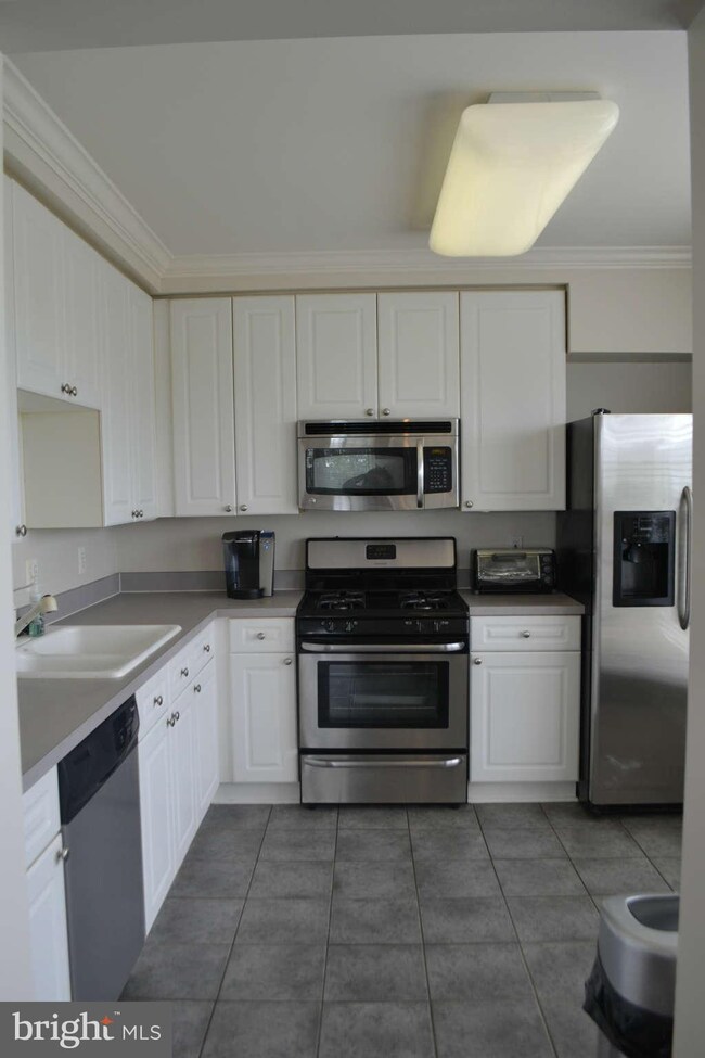 2491 Quick St unit 302, Herndon, VA 20171 - photo 7