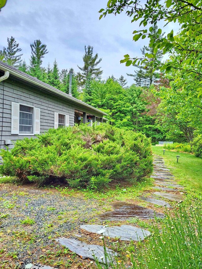 1470 Easton Valley Rd, Franconia, NH 03580 - photo 6