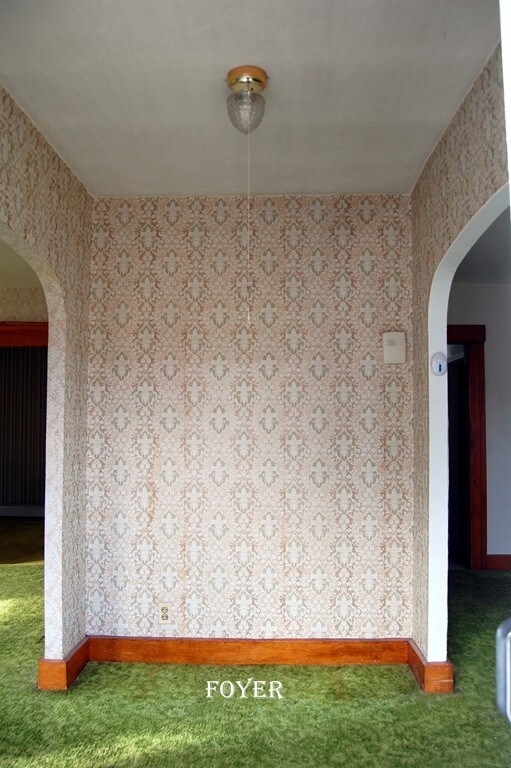 84 Old Pendleton Ave, Chicopee, MA 01020 - photo 3