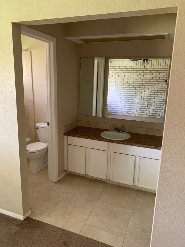 16818 Bougainvilla Ln, Friendswood, TX 77546 - photo 7