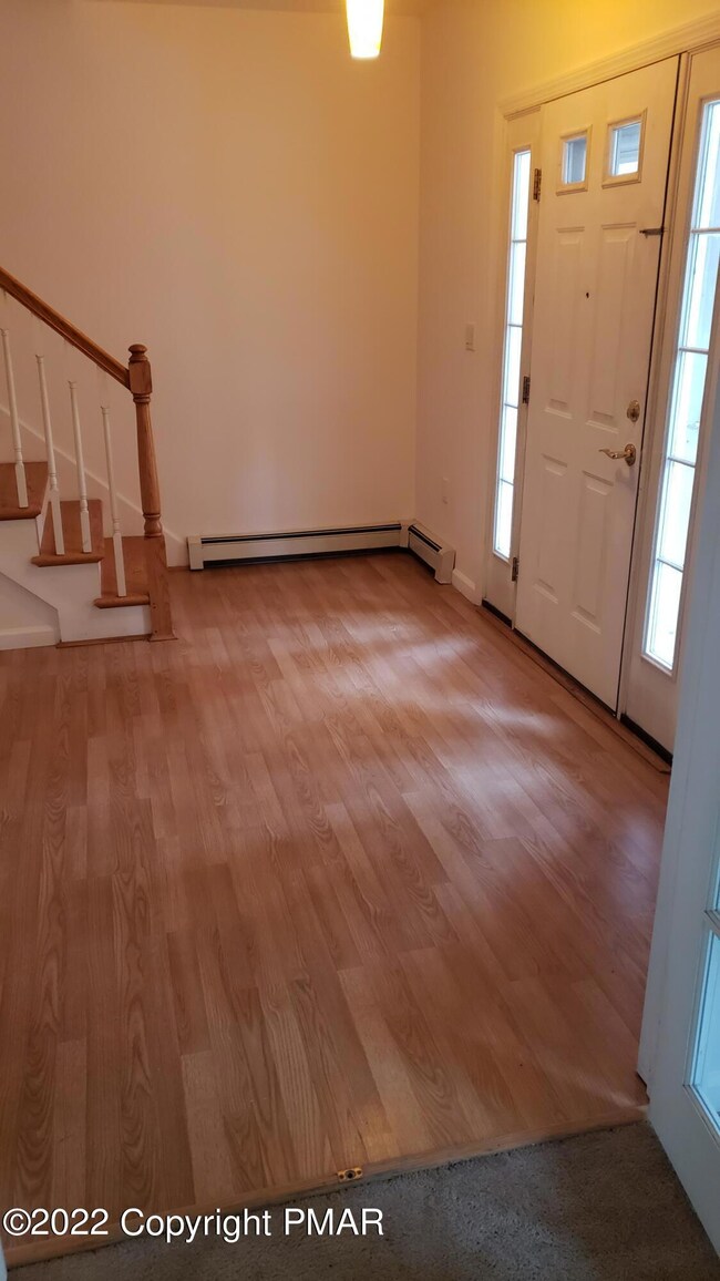 124 Oak Manor Dr, Milford, PA 18337 - photo 4