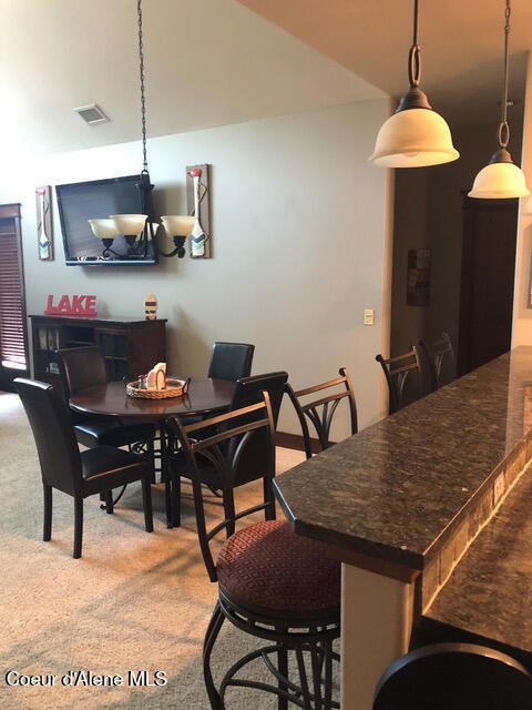 4 kitchen_dining area