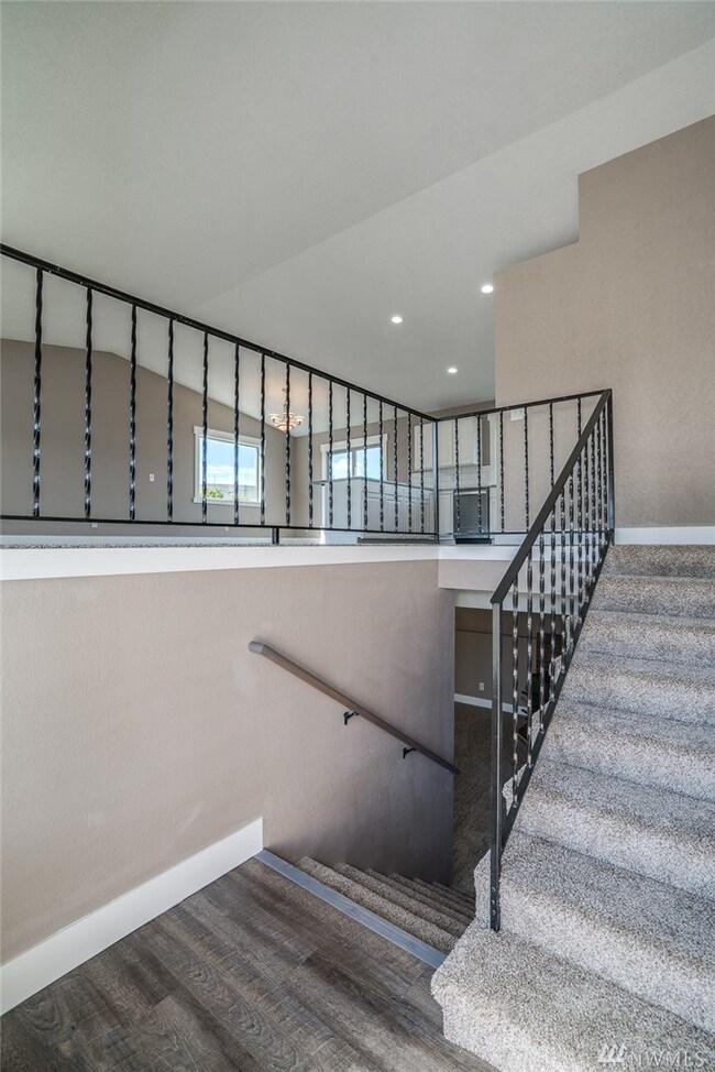 240 S Karry Ln, East Wenatchee, WA 98802 - photo 3