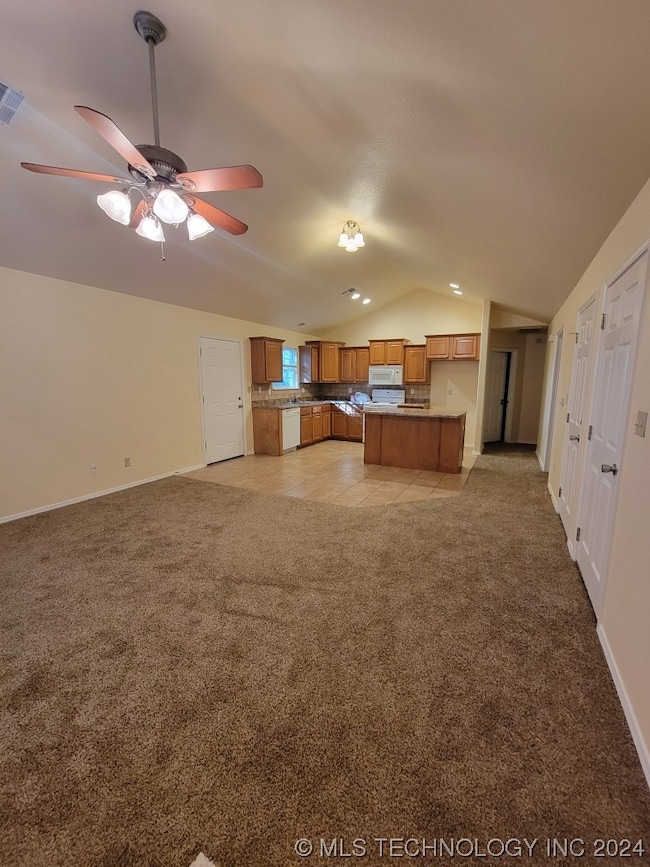 2104 Cornerstone Ave unit B, Claremore, OK 74017 - photo 2