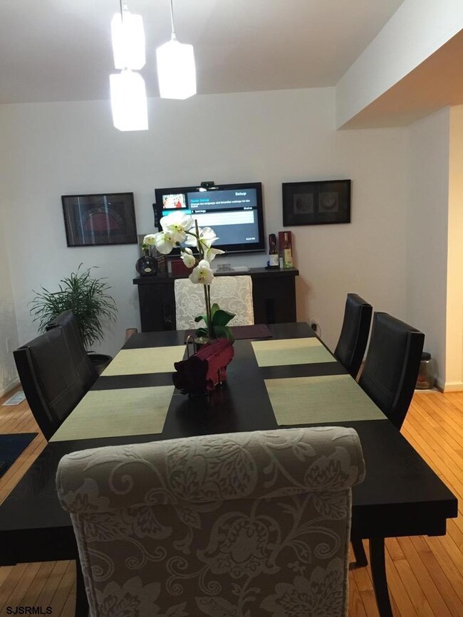 86 Jamestown Cir, Mays Landing, NJ 08330 - photo 3